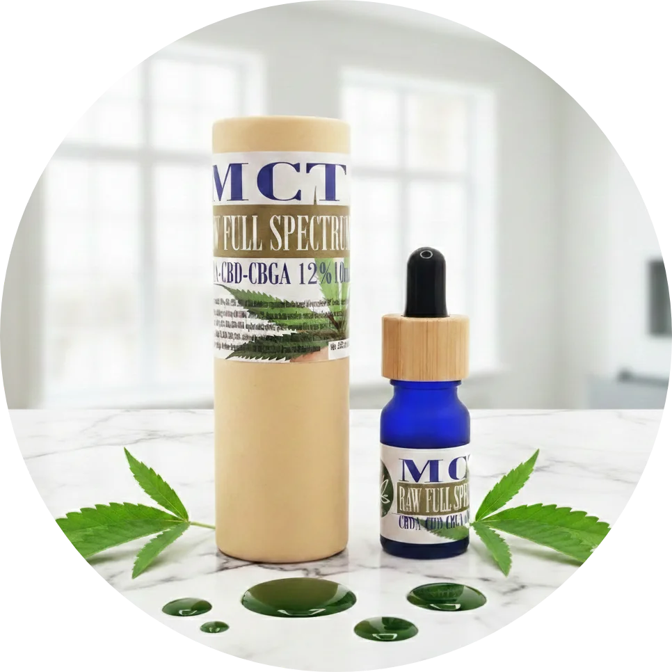 CBDITALY MCT CBD+CBDA масло 12% RAW полного спектра синий стеклянный флакон с крафт-упаковкой и листьями конопли